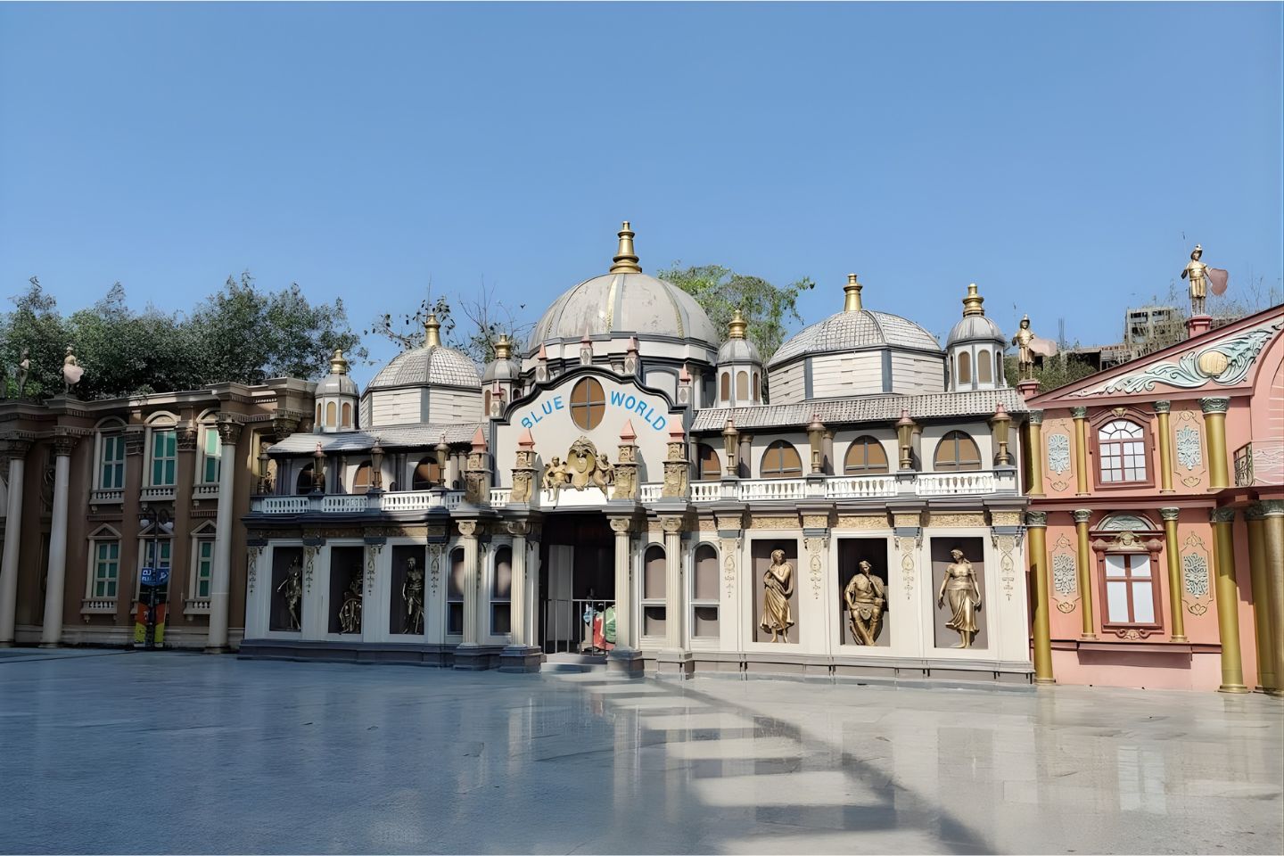 Blue World Theme Park Kanpur